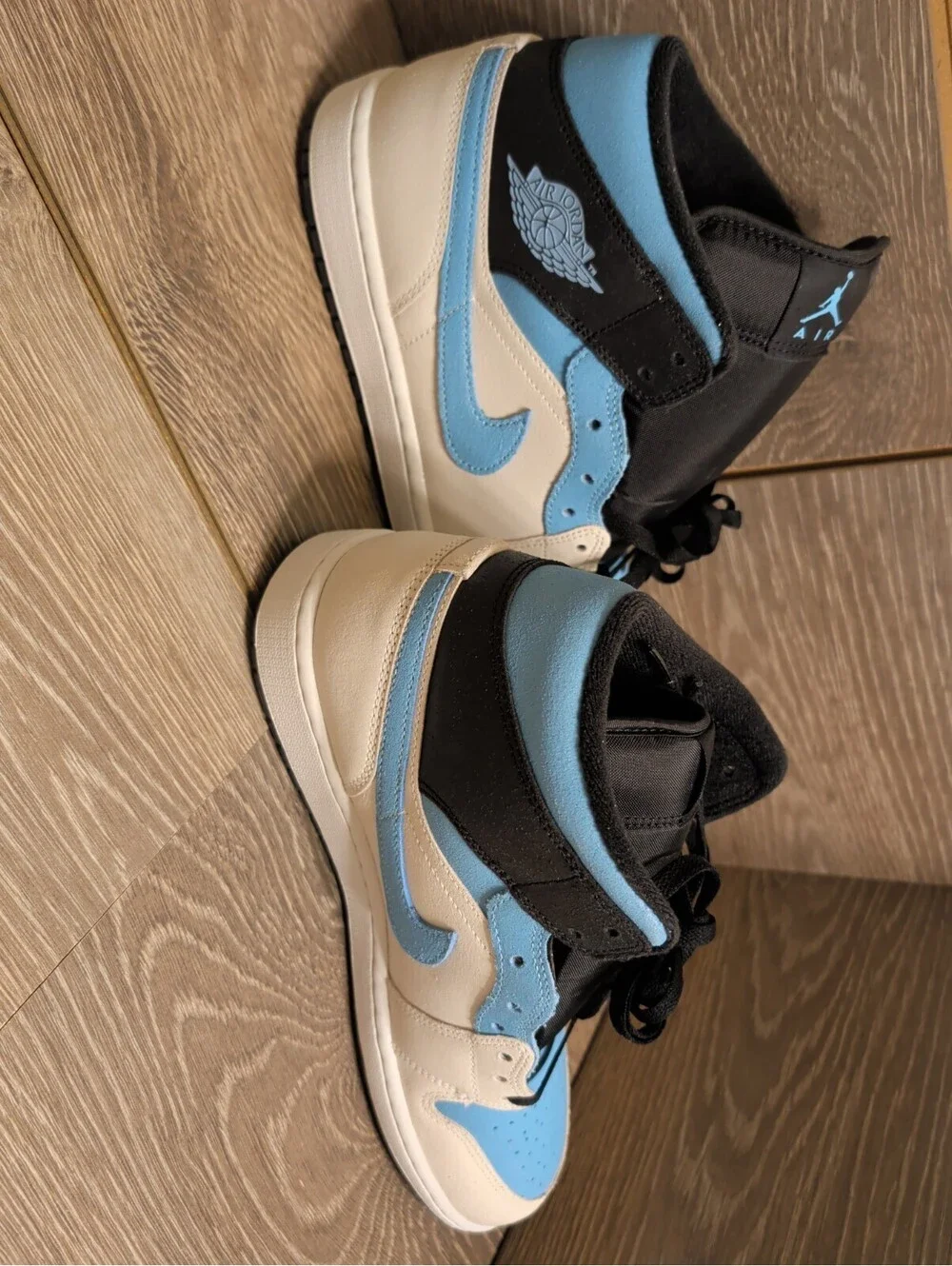 Jordan Air Jordan 1 Mid SE Summit White Blue Chill Black Men